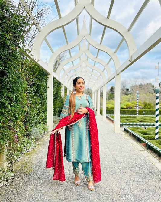 Stylish Organza Suit with Elaborate Stitching, Unique Hand Finish and Flowing Dupatta - Jaipuri Vastra