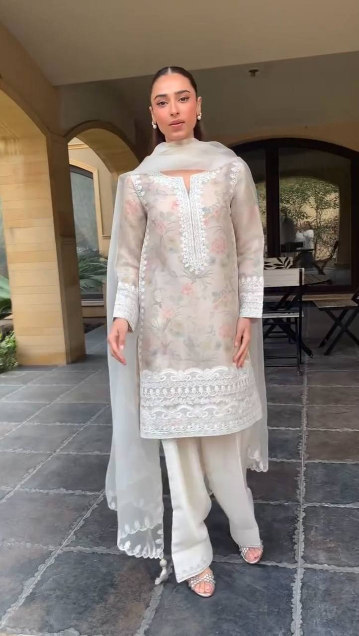 Elegant Kurta and Farshi Salwar Set in Tebi Organza with Embroidery and Lace Border Dupatta