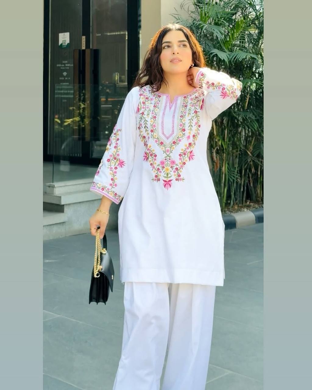 Elegant White Ensemble in Pure Natural Crepe Silk with Dupatta and Embroidery Details