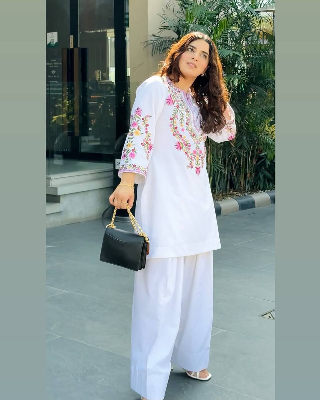 Elegant White Ensemble in Pure Natural Crepe Silk with Dupatta and Embroidery Details