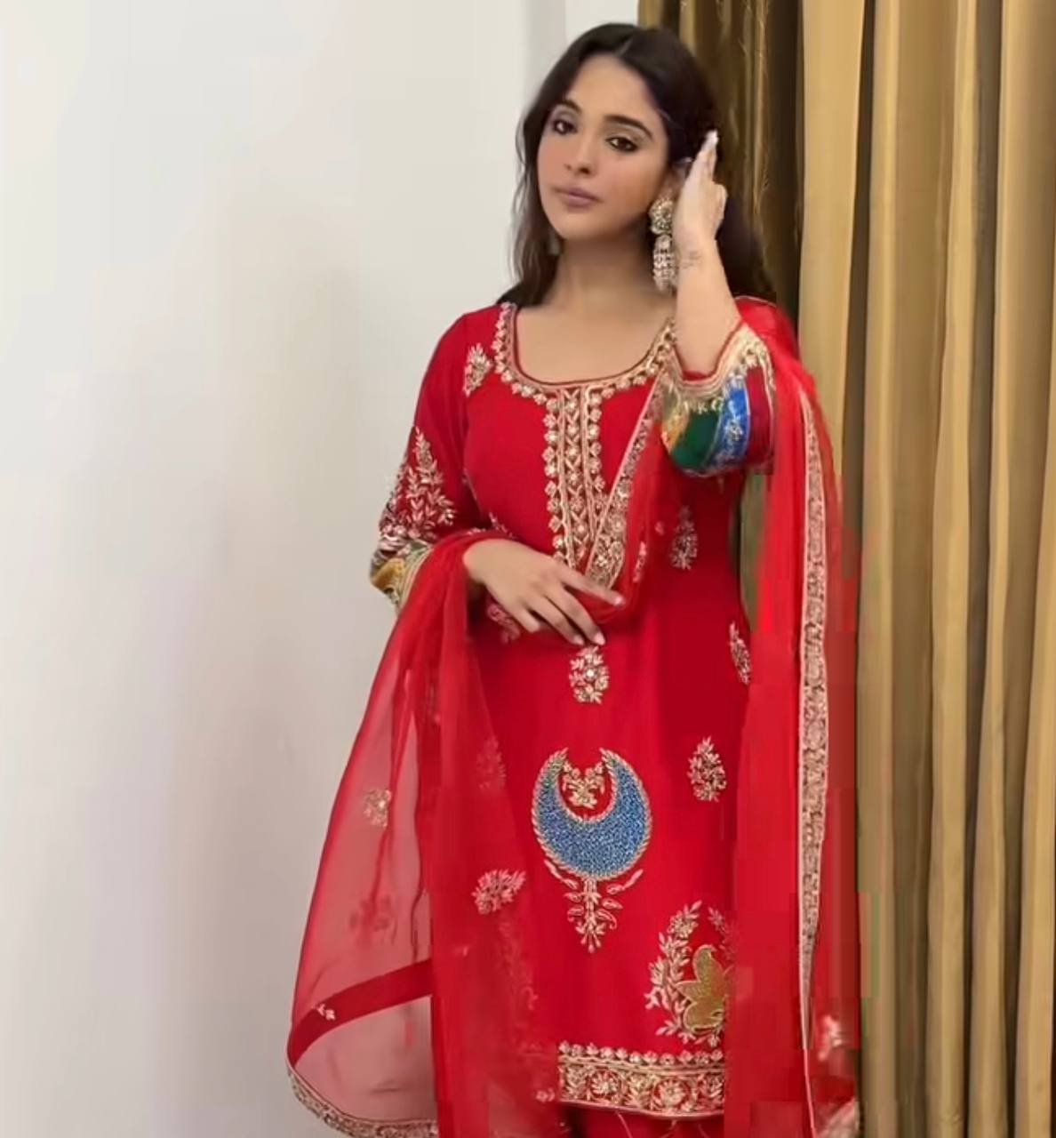 Premium Heavy Crep Silk Embroidered Suit Set with Pant & Net Dupatta | Party Wear