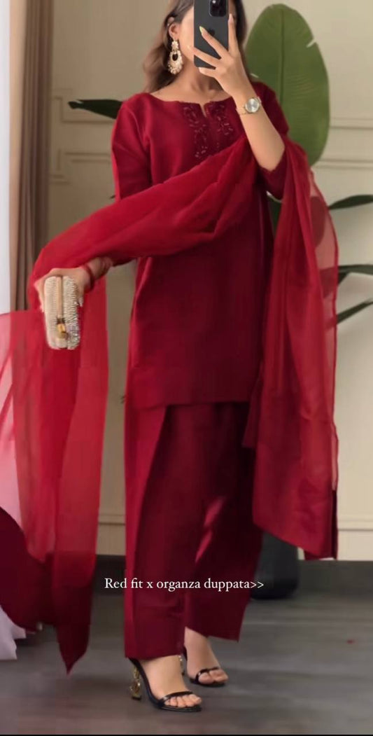 Designer Red Crepe Silk Suit with Embroidery & Farshi Salwar – Organza Dupatta | Fully Stitched Premium Set