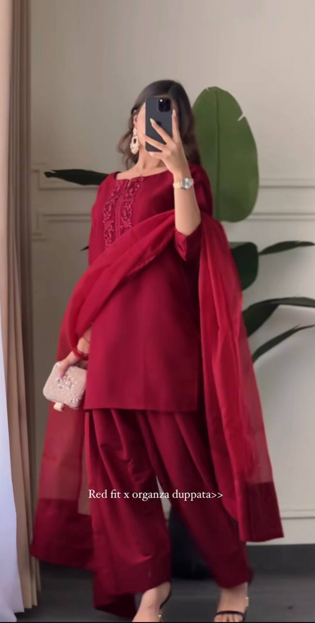 Designer Red Crepe Silk Suit with Embroidery & Farshi Salwar – Organza Dupatta | Fully Stitched Premium Set