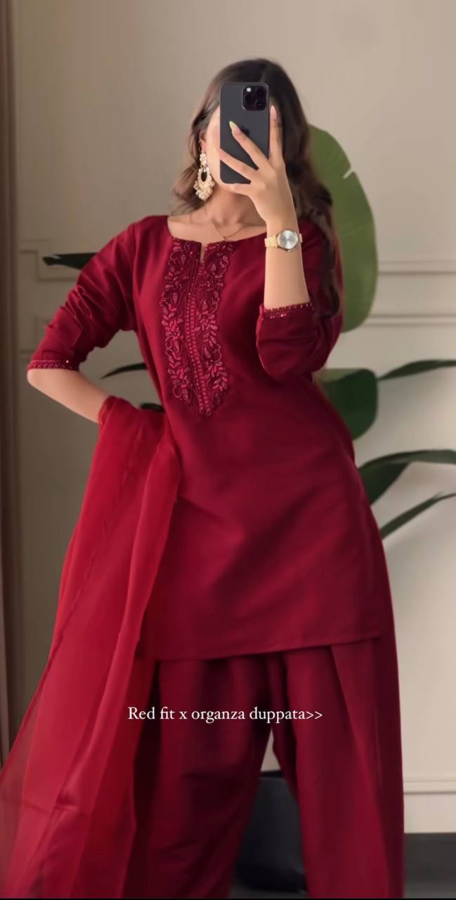 Designer Red Crepe Silk Suit with Embroidery & Farshi Salwar – Organza Dupatta | Fully Stitched Premium Set