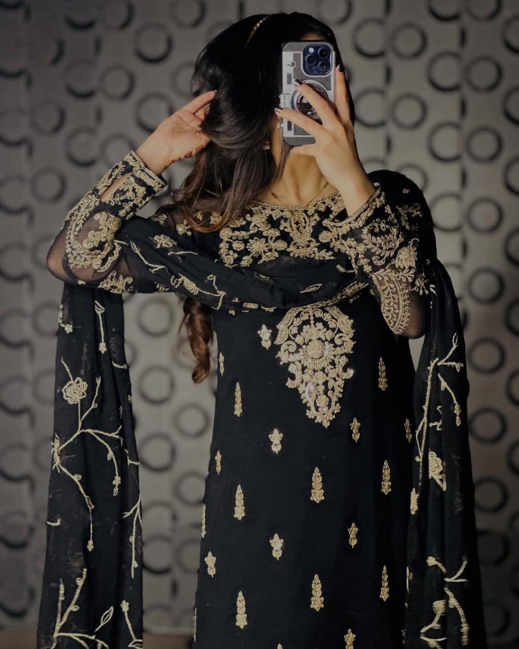 Premium Heavy Chinnon Silk Embroidered Suit Set With Dupatta – Party Wear Designer Collection