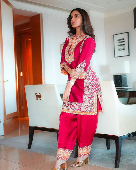 Premium Three-Piece Suit Set in Heavy Roman Silk with Detailed Thread Embroidery - Jaipuri Vastra
