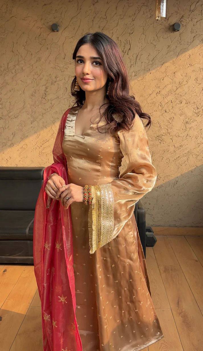 Designer Jimmy Choo Heavy Sequence Embroidery Top-Pant Set with Embroidered Border and Dupatta