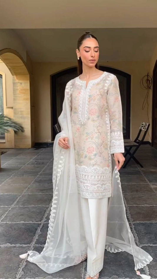 Elegant Kurta and Farshi Salwar Set in Tebi Organza with Embroidery and Lace Border Dupatta