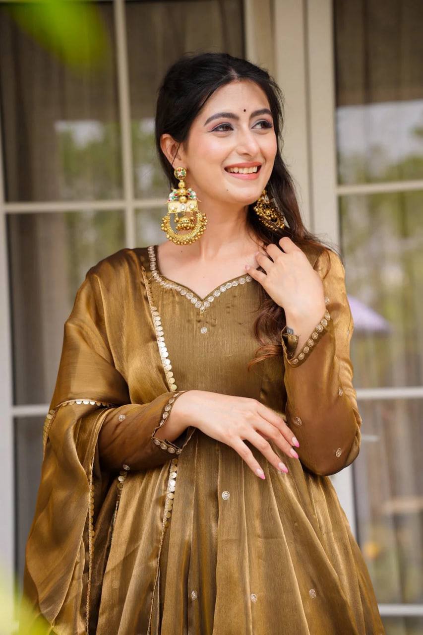 Jimi Choo Top with Thread Work Paired with Pant and Dupatta Featuring Four-Side Lace Border