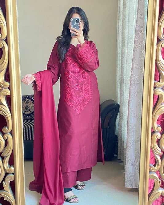 Luxury Roman Silk Top and Pant with Intricate GPO Embroidery & Georgette Dupatta  Designer Suit Set in Roman Silk – GPO Lace Embellishment with Elegant Dupatta